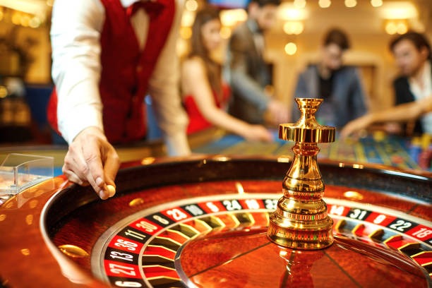 Mobile app interface showing live games and sports markets